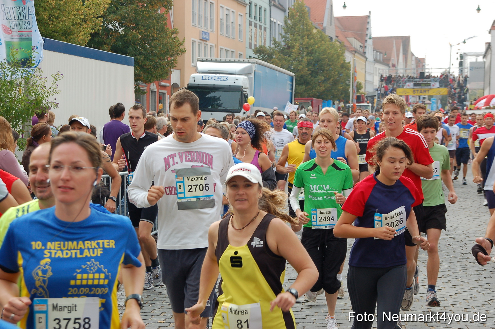 0027 Stadtlauf Neumarkt Unterer Markt 200909